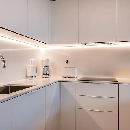 Apartment Bayline Xiv *