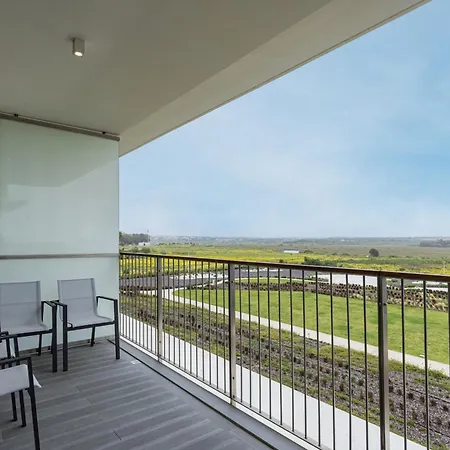 Bayline Xiv Apartment