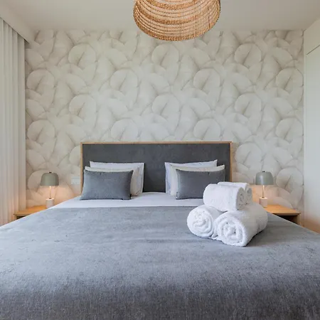 Bayline Xiv * Armacao de Pera