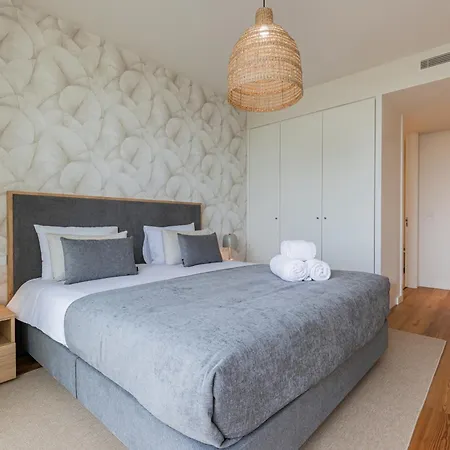 Bayline Xiv Armacao de Pera