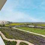Bayline Xiv Apartment Armação de Pêra